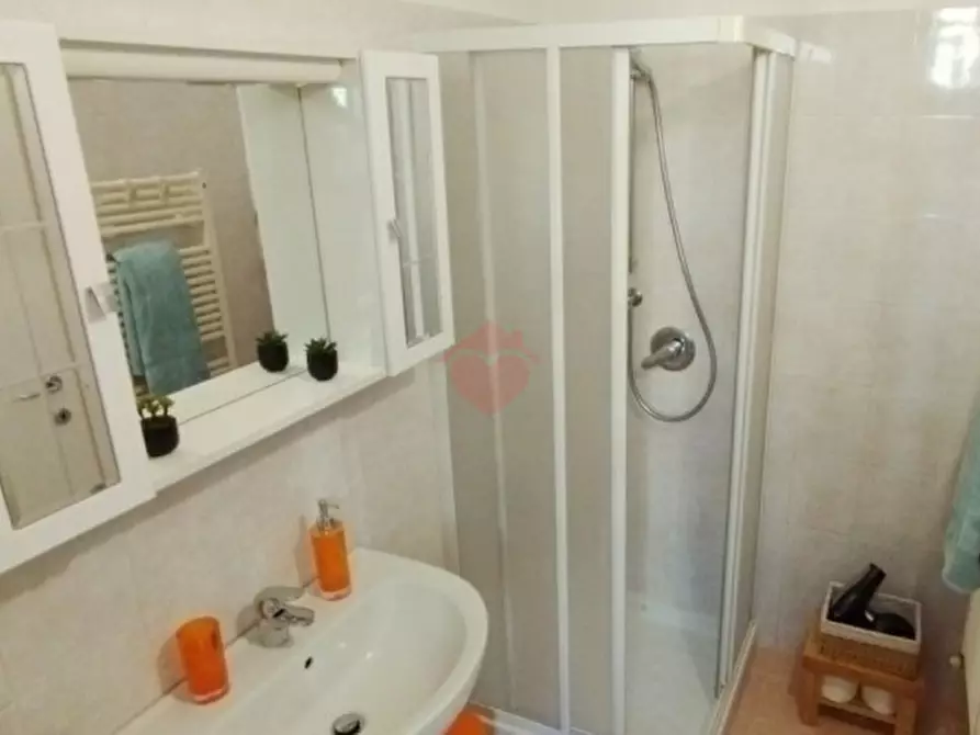 Immagine 16 di Appartamento in affitto  in via Paolo Frisi 3 a Milano