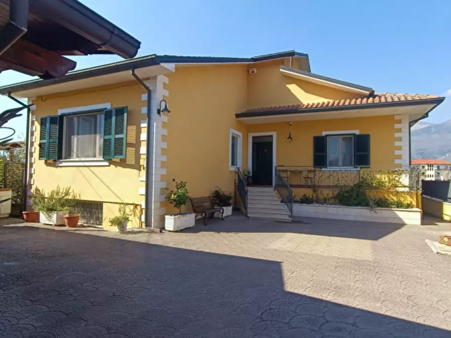 Immagine 1 di Casa indipendente in vendita  in VIA PANTANO a Sora