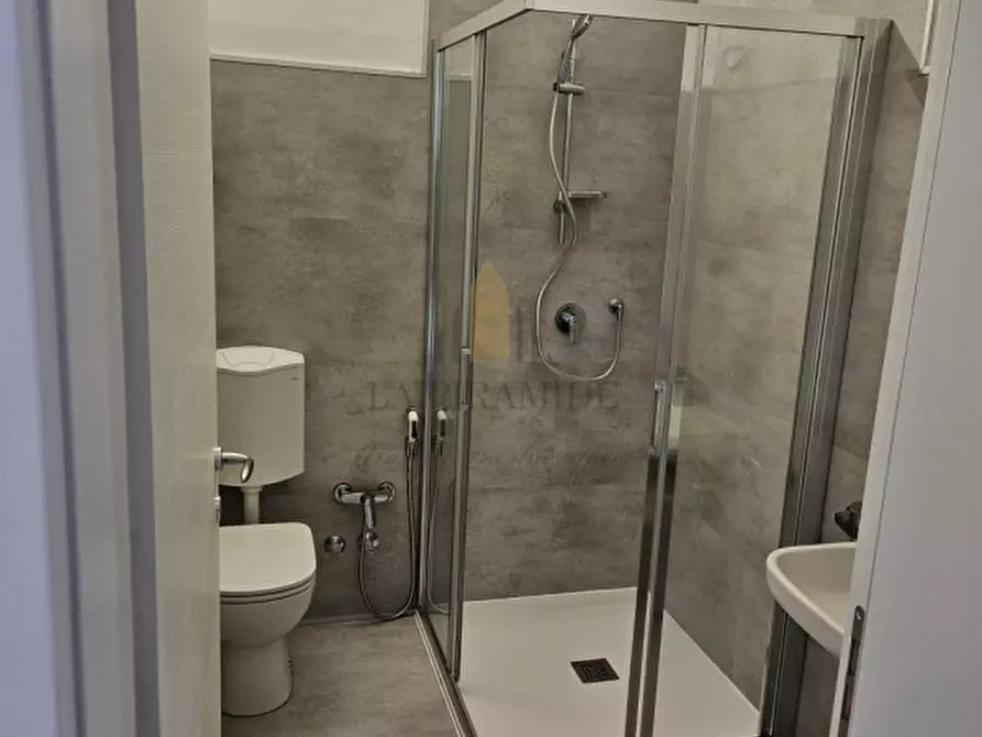 Immagine 16 di Camera in affitto  in RIVIERA PALEOCAPA PADOVA RIF. 5020 a Padova