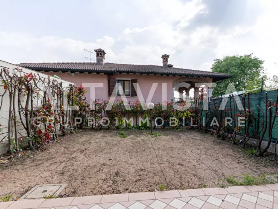 Immagine 26 di Villetta a schiera in vendita  in Via Piave a Calvagese Della Riviera