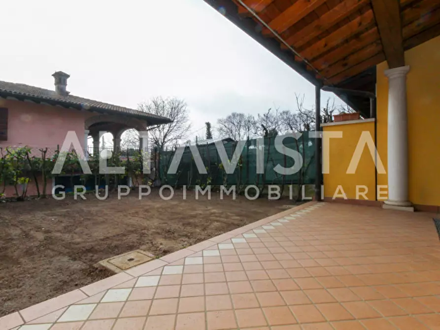 Immagine 30 di Villetta a schiera in vendita  in Via Piave a Calvagese Della Riviera