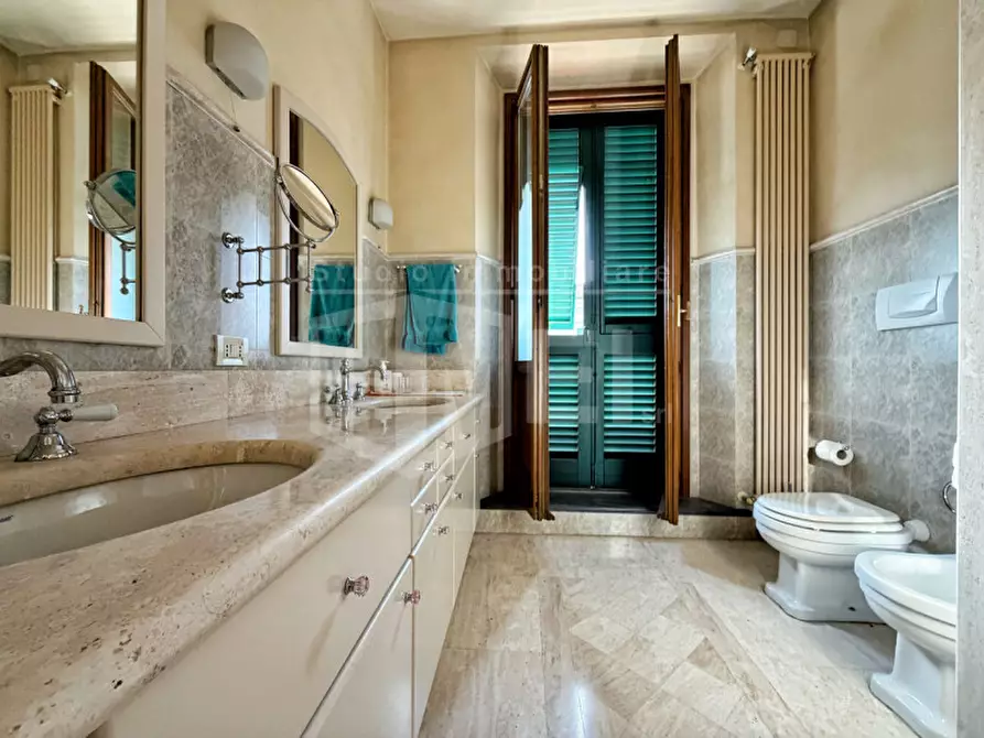 Immagine 16 di Appartamento in vendita  in Vle del Risorgimento 71 a Livorno