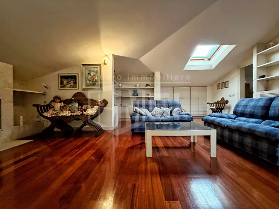 Immagine 25 di Appartamento in vendita  in Vle del Risorgimento 71 a Livorno