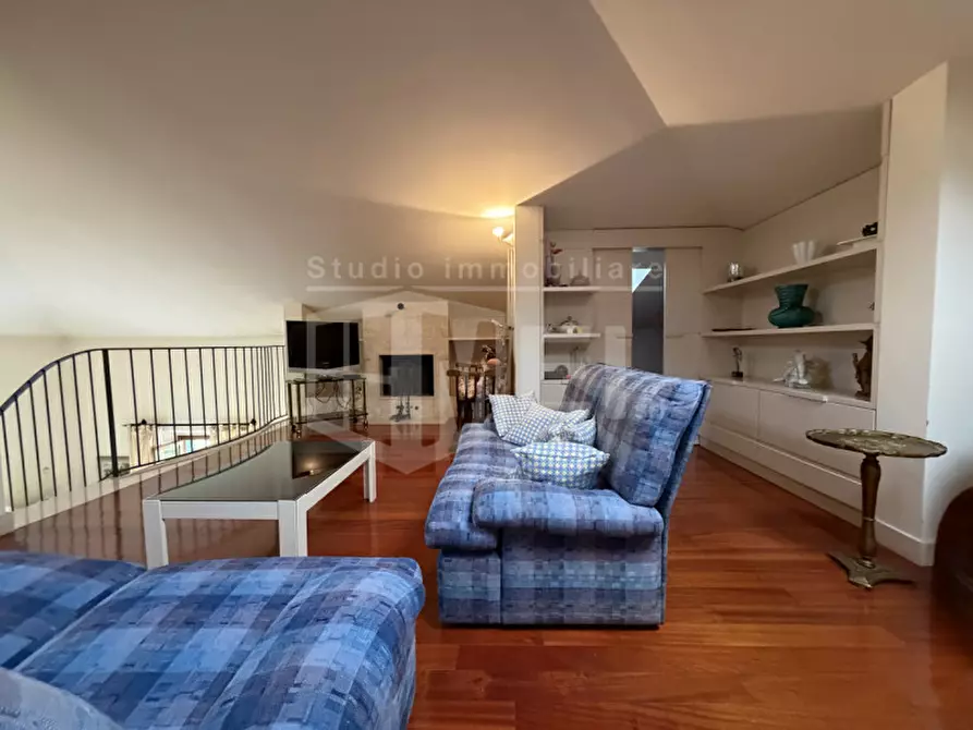 Immagine 27 di Appartamento in vendita  in Vle del Risorgimento 71 a Livorno