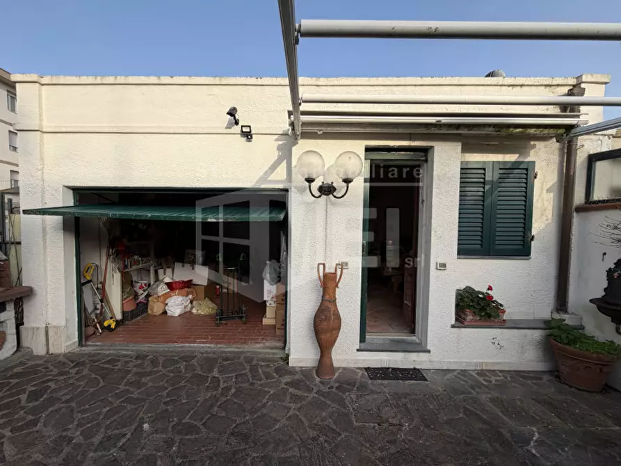 Immagine 36 di Appartamento in vendita  in Vle del Risorgimento 71 a Livorno