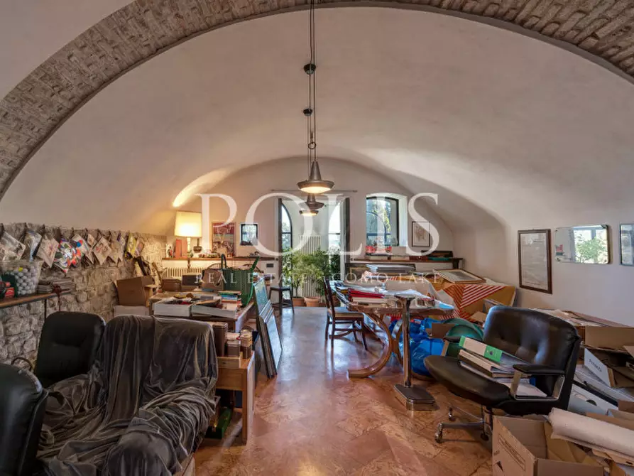 Immagine 59 di Villa in vendita  a Como