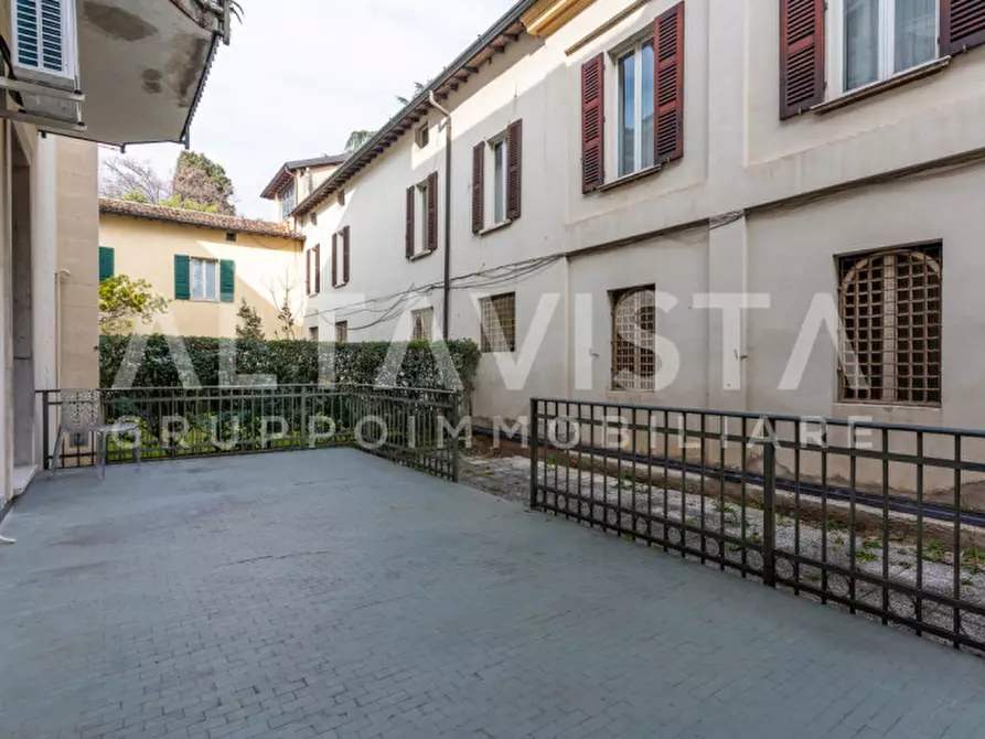 Immagine 16 di Appartamento in vendita  in Via Crispi a Brescia