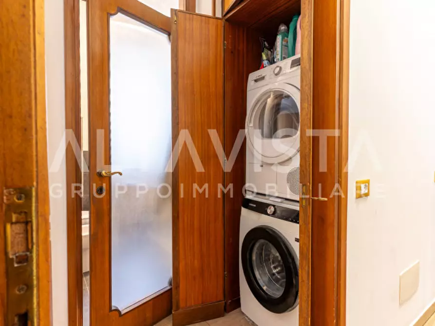 Immagine 21 di Appartamento in vendita  in Via Crispi a Brescia