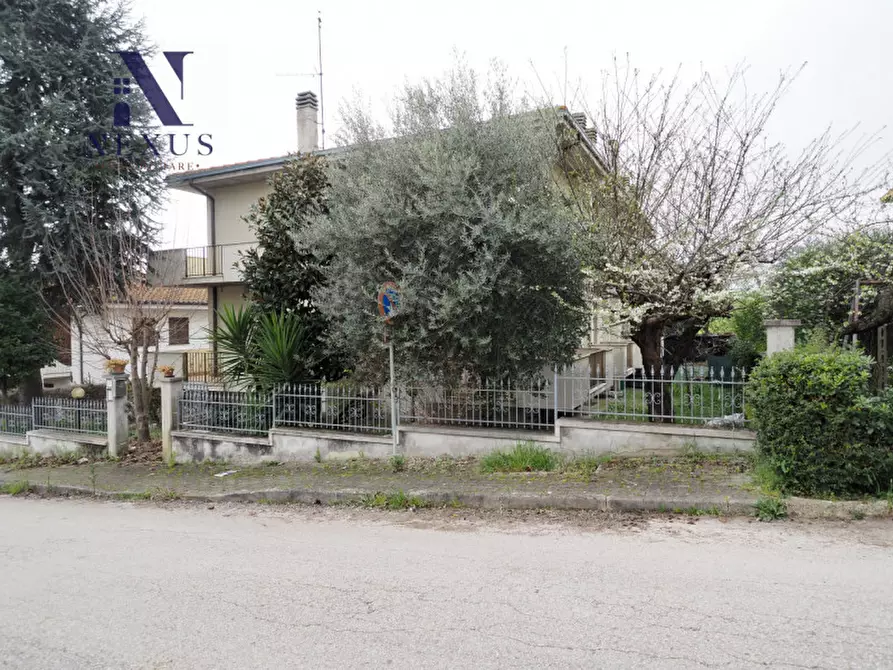 Immagine 19 di Appartamento in vendita  in Via della Libertà a Monte Porzio