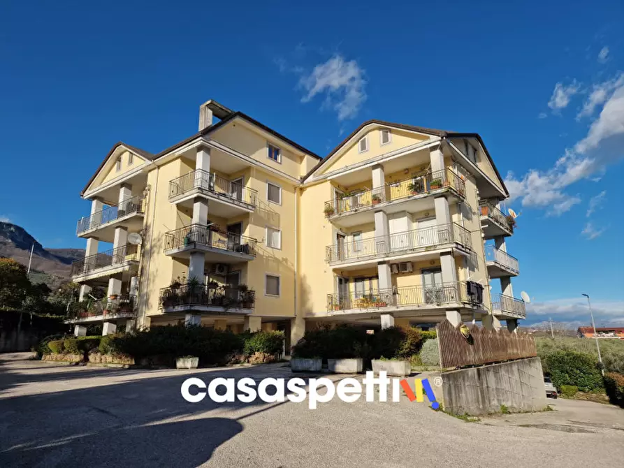 Immagine 1 di Appartamento in vendita  in Via Don Sante Rossano a Eboli