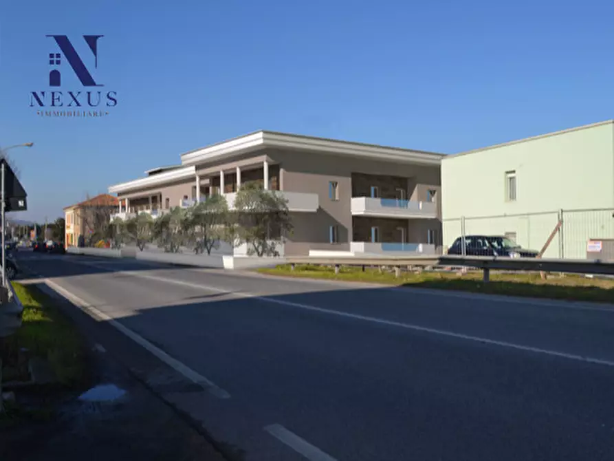 Immagine 3 di Appartamento in vendita  a Fano