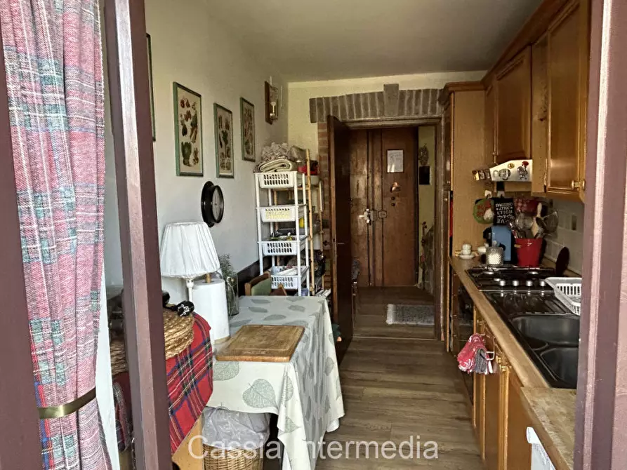 Immagine 12 di Appartamento in vendita  in Via Geribaldi 36 a Nepi