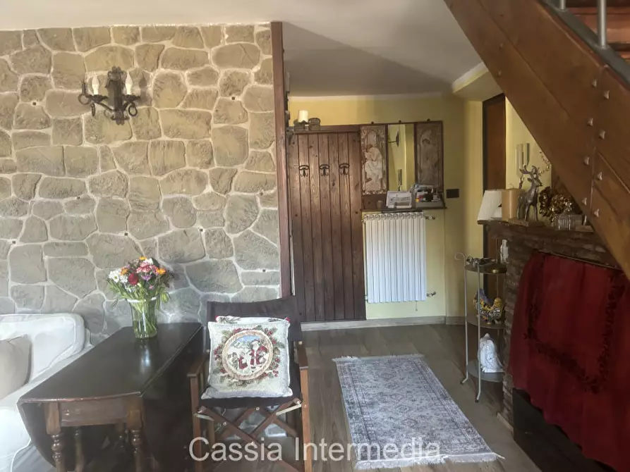 Immagine 15 di Appartamento in vendita  in Via Geribaldi 36 a Nepi