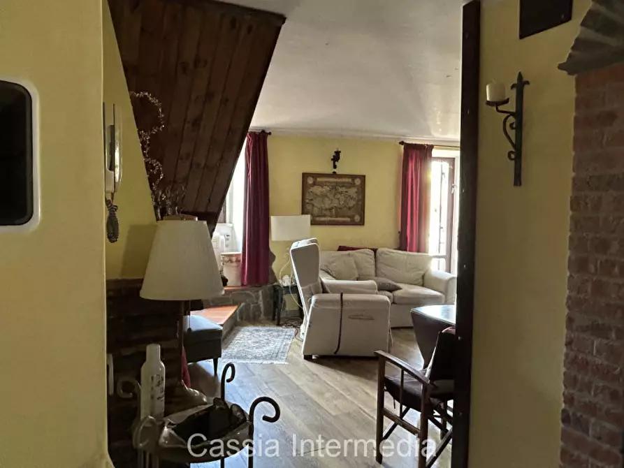 Immagine 16 di Appartamento in vendita  in Via Geribaldi 36 a Nepi