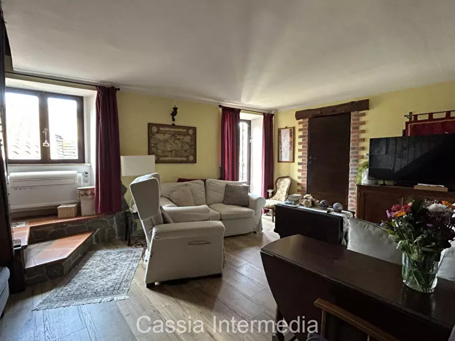 Immagine 17 di Appartamento in vendita  in Via Geribaldi 36 a Nepi