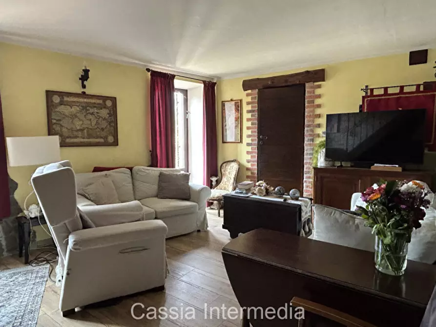 Immagine 23 di Appartamento in vendita  in Via Geribaldi 36 a Nepi