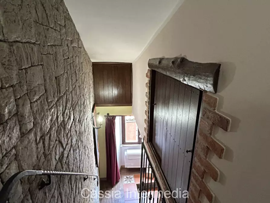 Immagine 27 di Appartamento in vendita  in Via Geribaldi 36 a Nepi