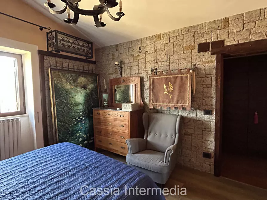 Immagine 39 di Appartamento in vendita  in Via Geribaldi 36 a Nepi