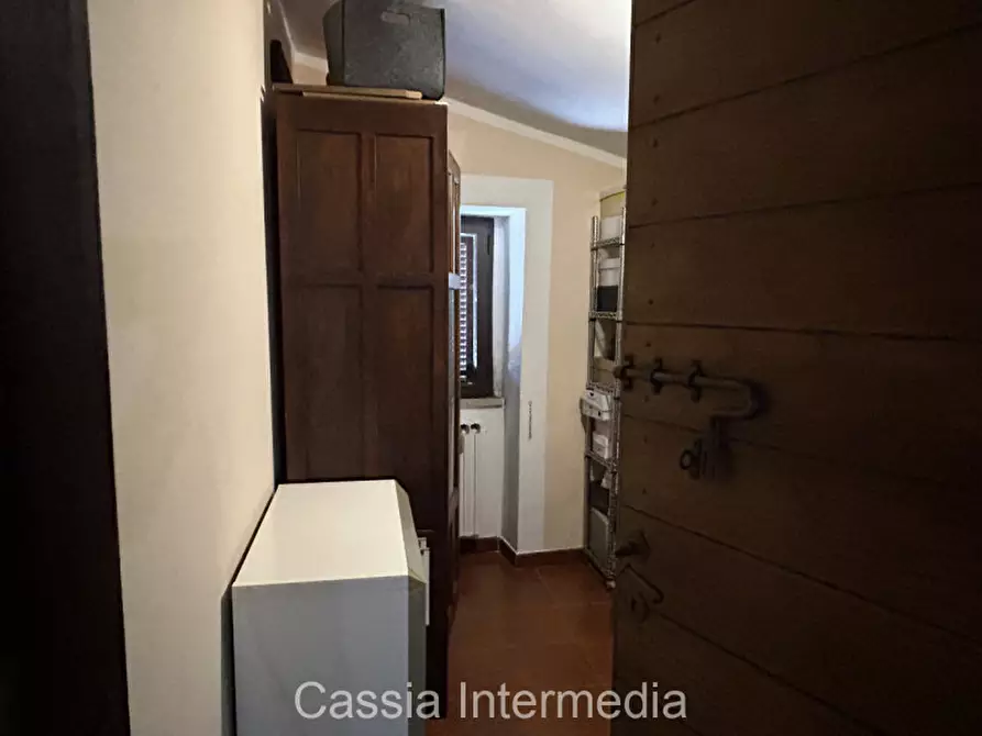 Immagine 42 di Appartamento in vendita  in Via Geribaldi 36 a Nepi