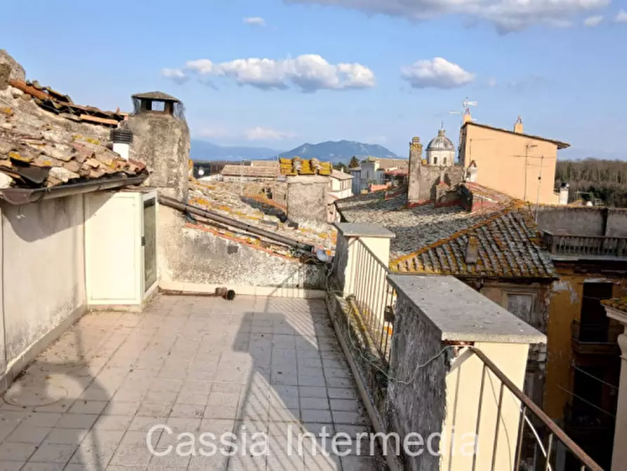 Immagine 45 di Appartamento in vendita  in Via Geribaldi 36 a Nepi