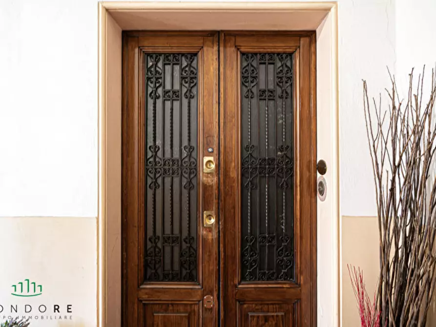 Immagine 10 di Appartamento in vendita  in Ad.ze via Capo di Lucca a Bologna