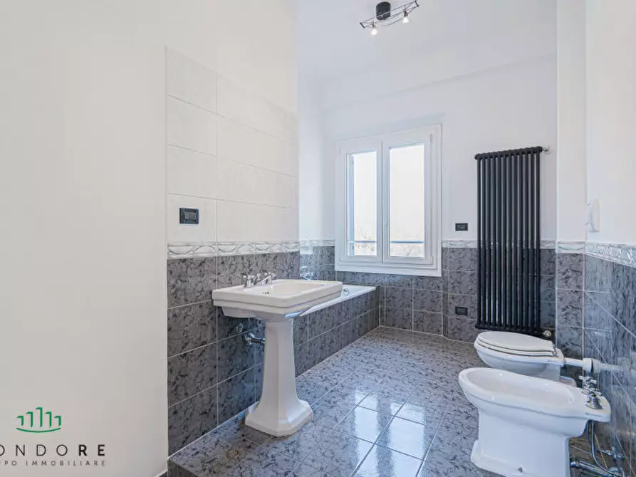 Immagine 29 di Appartamento in vendita  in Ad.ze via Capo di Lucca a Bologna