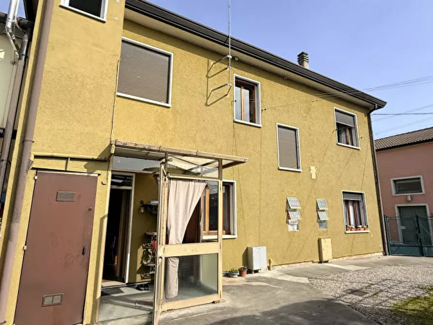 Immagine 13 di Villetta a schiera in vendita  a Padova