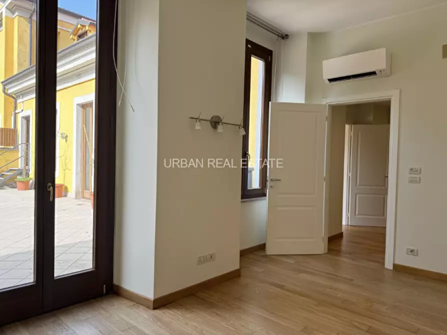 Immagine 13 di Appartamento in affitto  in Piazza Carlo Goldoni 1 a Trieste