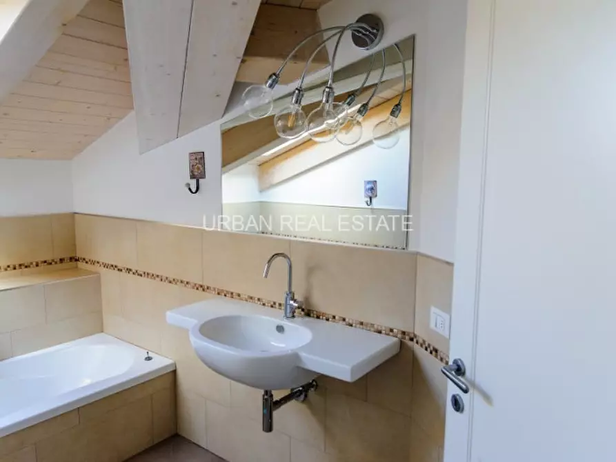 Immagine 18 di Appartamento in vendita  in Via Matteo Renato Imbriani 2 a Trieste