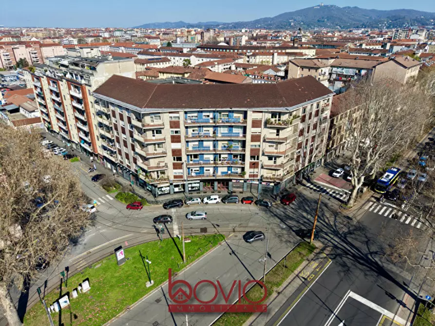 Immagine 2 di Negozio in vendita  in Corso Regina Margherita 166 a Torino