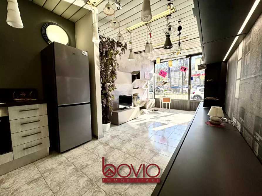 Immagine 14 di Negozio in vendita  in Corso Regina Margherita 166 a Torino