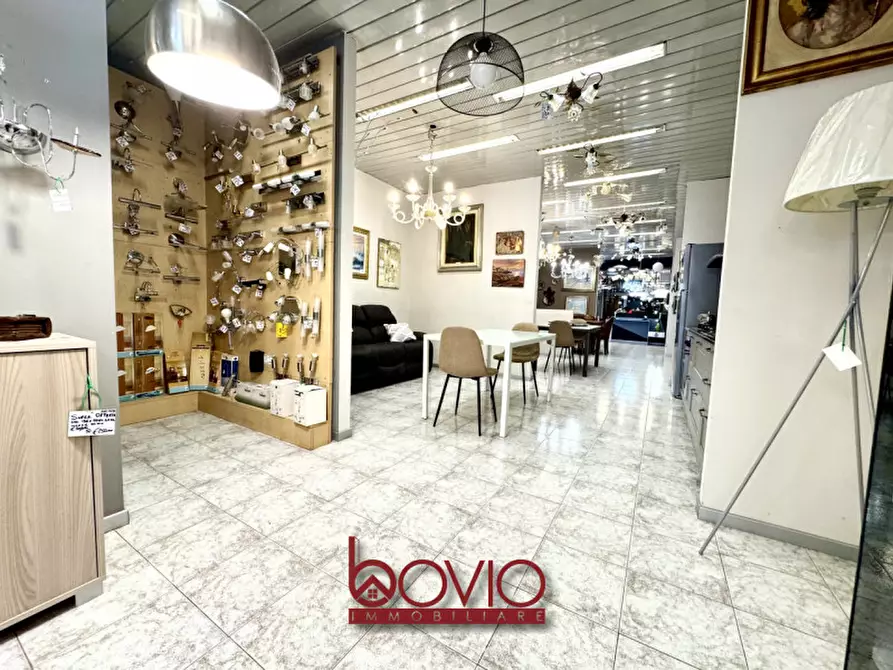 Immagine 18 di Negozio in vendita  in Corso Regina Margherita 166 a Torino
