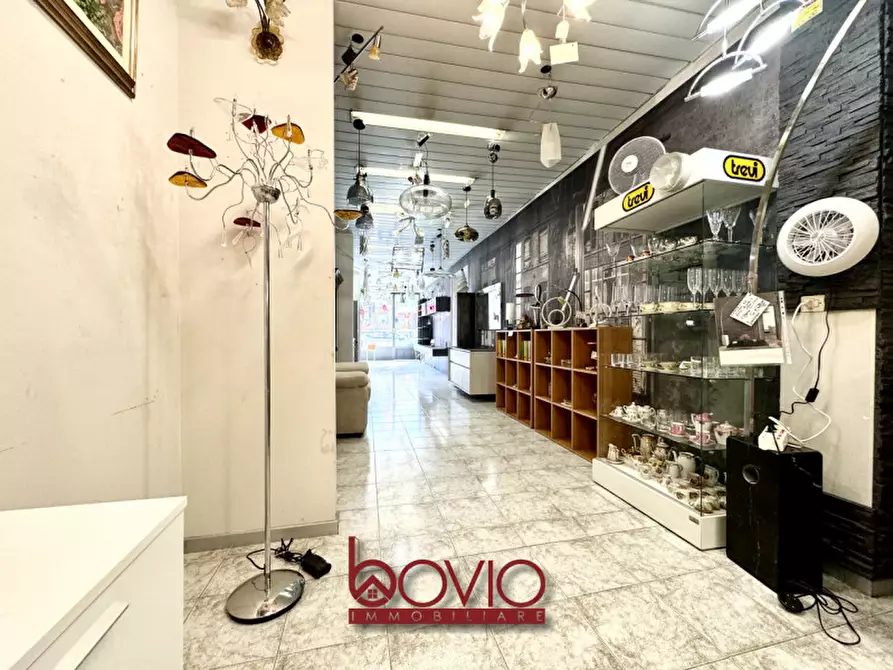 Immagine 19 di Negozio in vendita  in Corso Regina Margherita 166 a Torino