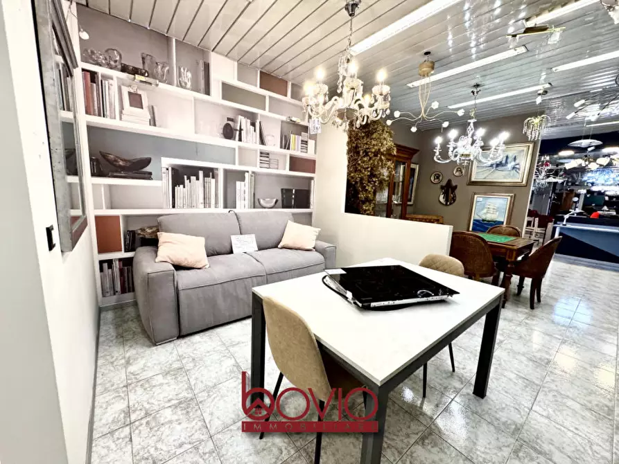 Immagine 22 di Negozio in vendita  in Corso Regina Margherita 166 a Torino