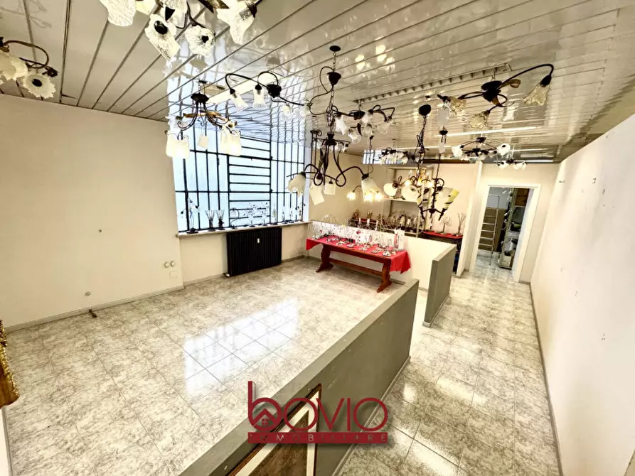 Immagine 33 di Negozio in vendita  in Corso Regina Margherita 166 a Torino