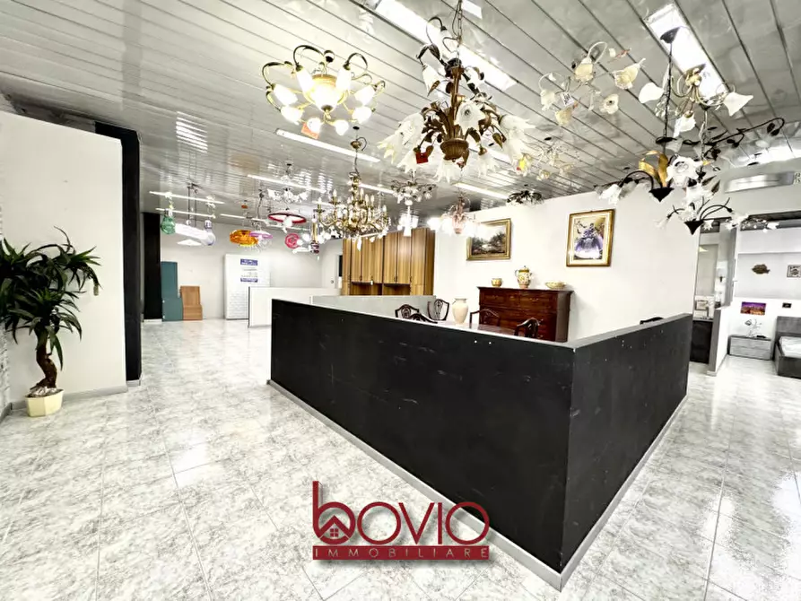 Immagine 48 di Negozio in vendita  in Corso Regina Margherita 166 a Torino