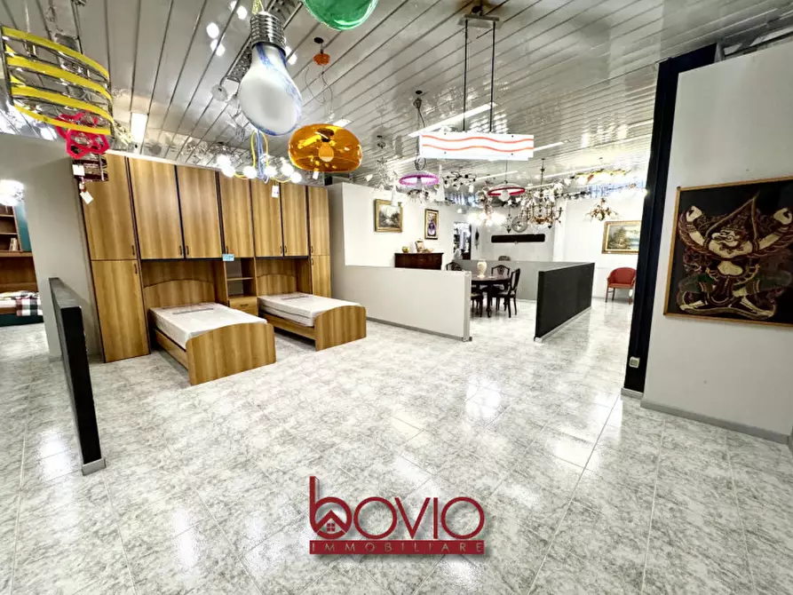 Immagine 49 di Negozio in vendita  in Corso Regina Margherita 166 a Torino