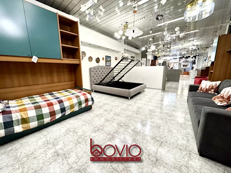 Immagine 52 di Negozio in vendita  in Corso Regina Margherita 166 a Torino