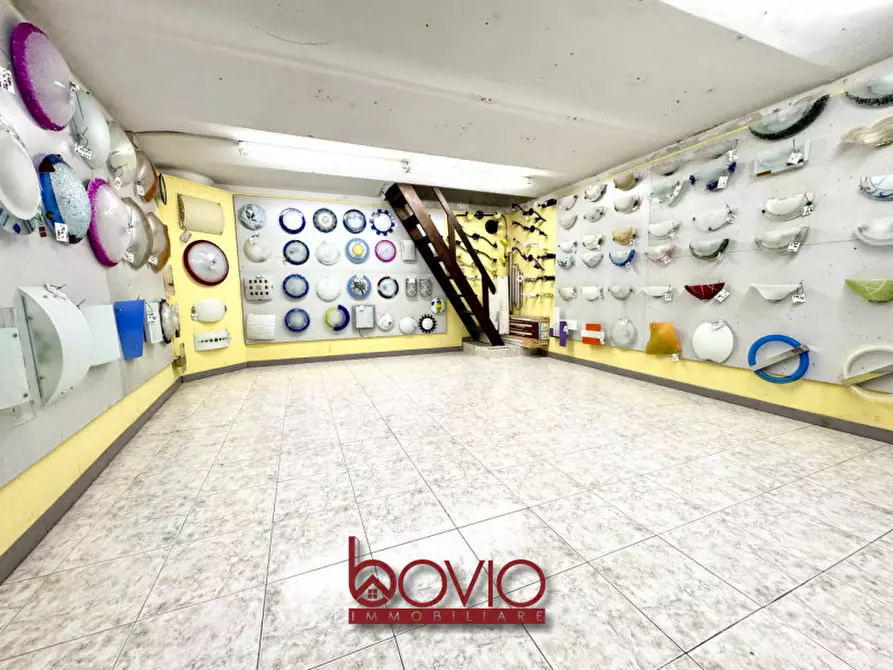 Immagine 68 di Negozio in vendita  in Corso Regina Margherita 166 a Torino