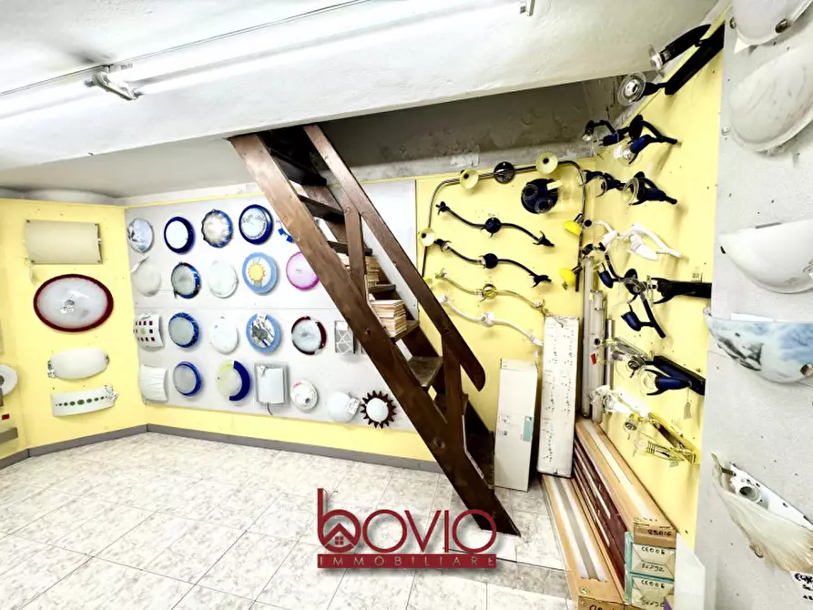 Immagine 73 di Negozio in vendita  in Corso Regina Margherita 166 a Torino