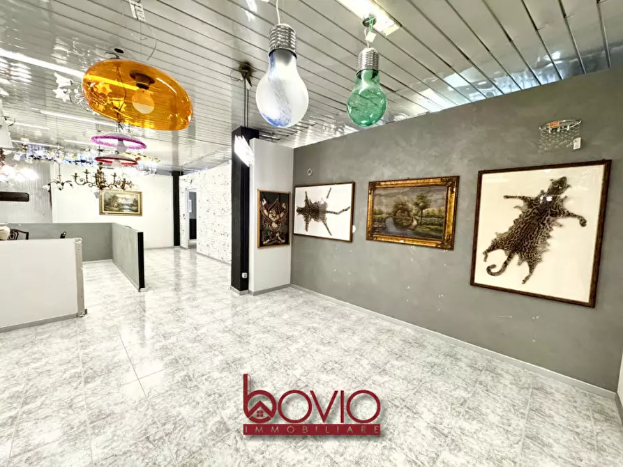 Immagine 83 di Negozio in vendita  in Corso Regina Margherita 166 a Torino