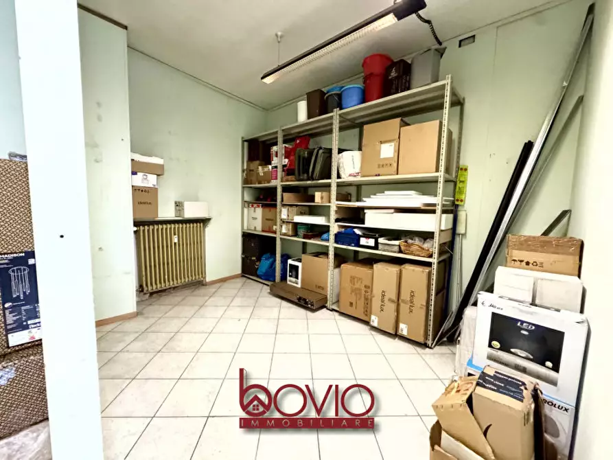 Immagine 101 di Negozio in vendita  in Corso Regina Margherita 166 a Torino