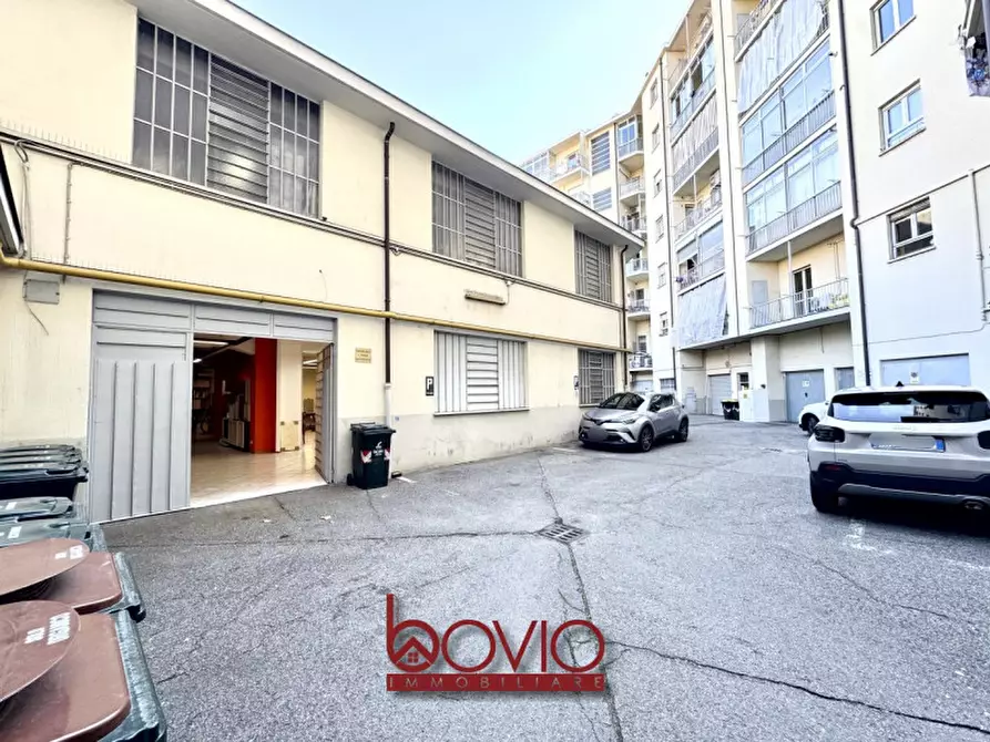Immagine 106 di Negozio in vendita  in Corso Regina Margherita 166 a Torino
