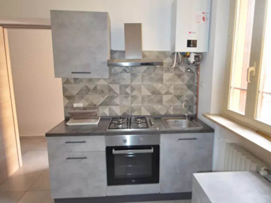 Immagine 5 di Appartamento in affitto  a Pavia