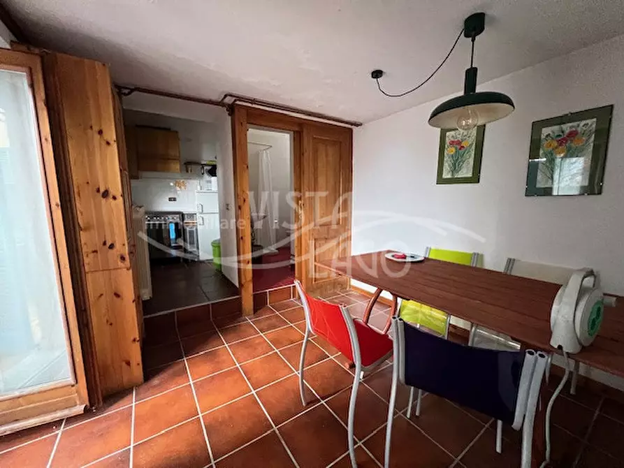 Immagine 10 di Casa indipendente in vendita  in Via Alle Rive, 38 a Faggeto Lario