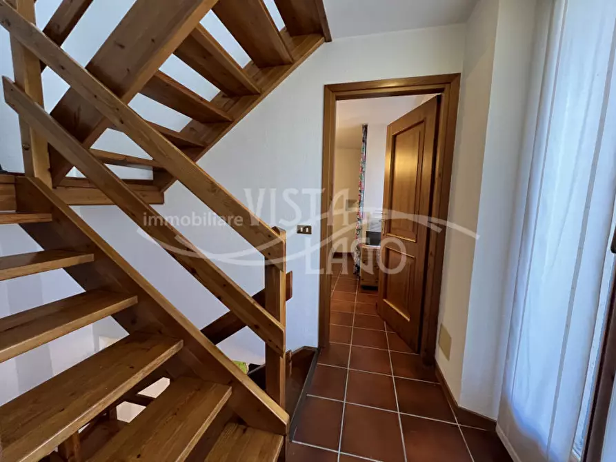 Immagine 23 di Casa indipendente in vendita  in Via Alle Rive, 38 a Faggeto Lario