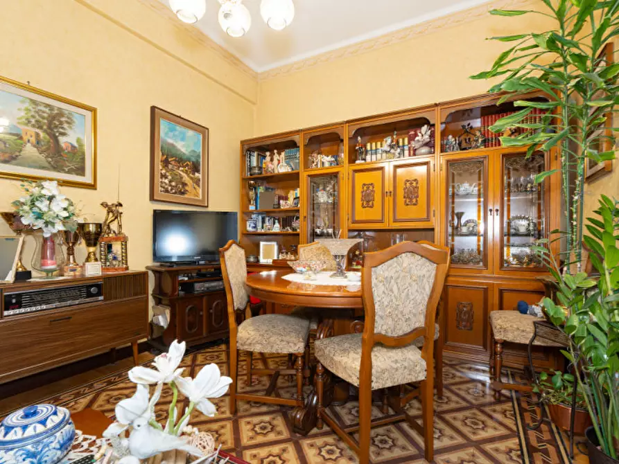 Immagine 10 di Appartamento in vendita  in Via Cesare Balbo 3 a Torino