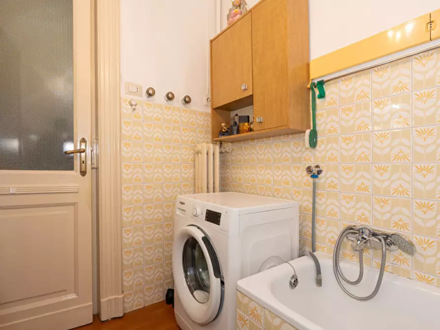 Immagine 25 di Appartamento in vendita  in Via Cesare Balbo 3 a Torino