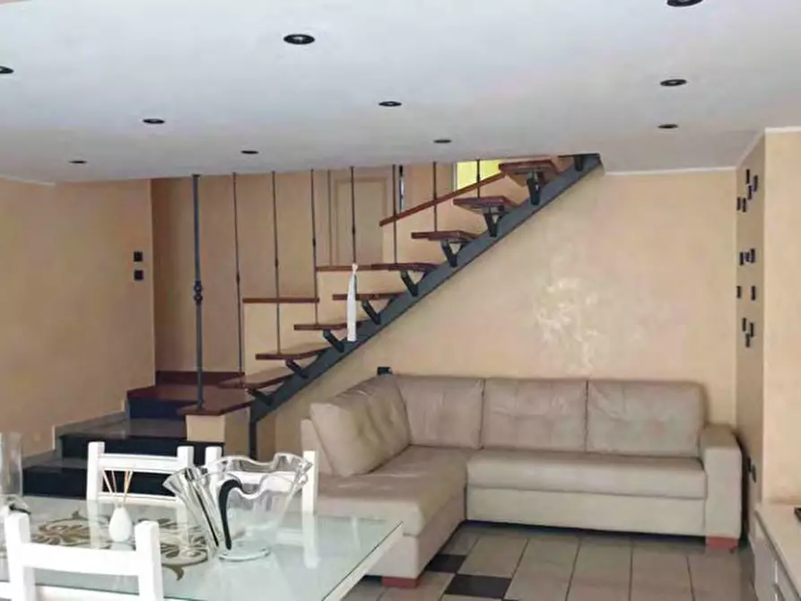 Immagine 10 di Villa in vendita  in Via Giacomo Leopardi 7, Asola a Asola
