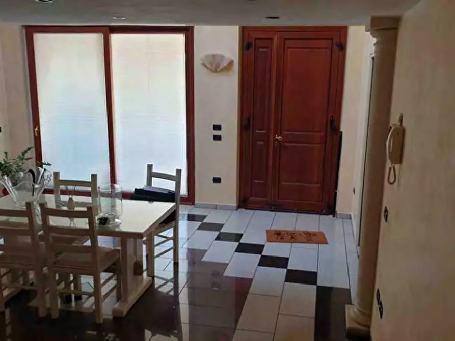 Immagine 11 di Villa in vendita  in Via Giacomo Leopardi 7, Asola a Asola